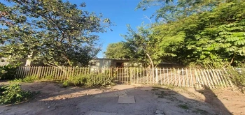 13_3036 | En Venta muy Amplio Terreno, Colonia Margarita. | Castillo Bienes Raíces