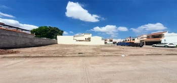 13_2989 | En Renta excelente Terreno, Fracc. Jardines del Sol | Castillo Bienes Raíces