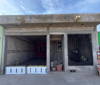 5_3043 | CASA EN VENTA LA CANTERA V | Castillo Bienes Raíces